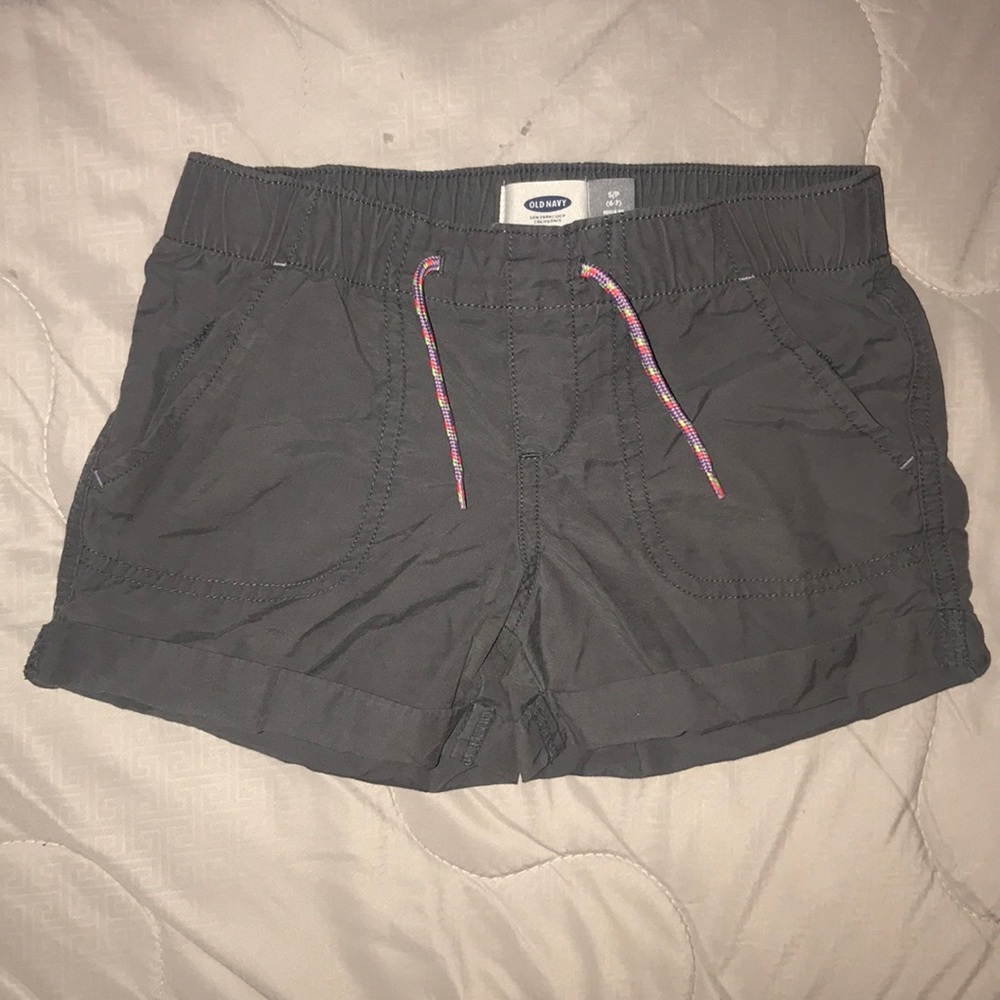 Grey shorts